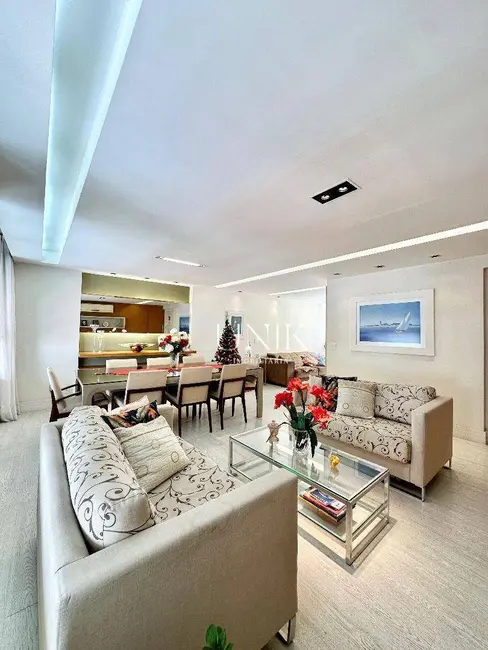 Foto 2 de Apartamento com 3 quartos à venda, 135m2 em Icaraí, Niteroi - RJ