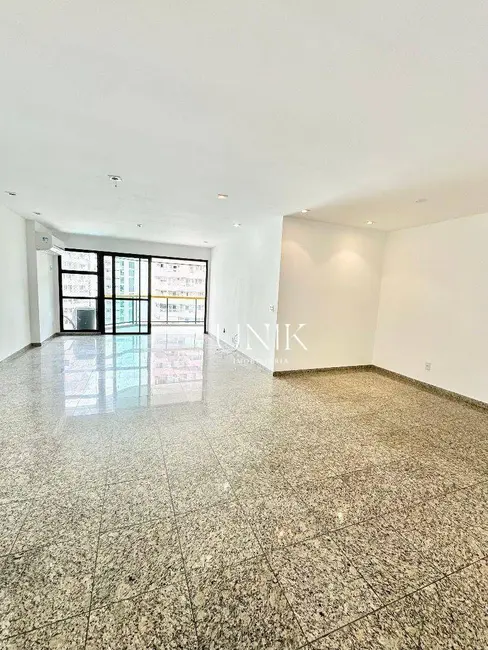 Foto 4 de Apartamento com 4 quartos à venda, 220m2 em Icaraí, Niteroi - RJ