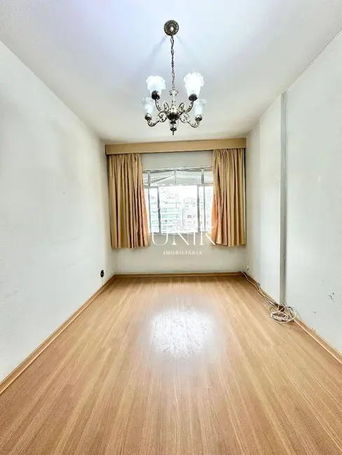 Apartamento com 3 quartos à venda, 120m2 em Icaraí, Niteroi - RJ - imagem 3 Foto 3 de Apartamento com 3 quartos à venda, 120m2 em Icaraí, Niteroi - RJ