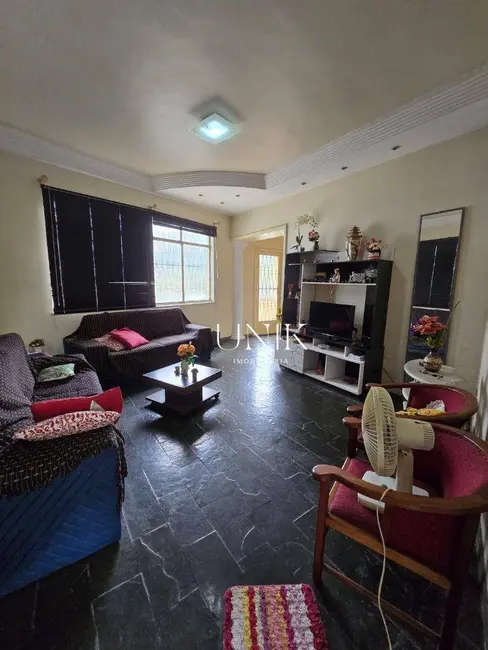 Foto 9 de Casa com 4 quartos à venda, 360m2 em Santa Rosa, Niteroi - RJ