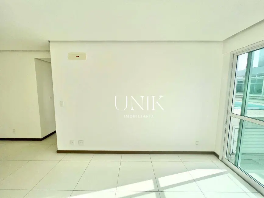 Foto 4 de Cobertura com 2 quartos à venda, 111m2 em Santa Rosa, Niteroi - RJ