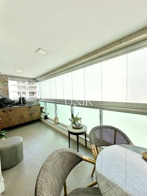 Apartamento com 3 quartos à venda, 118m2 em Icaraí, Niteroi - RJ - imagem 5 Foto 5 de Apartamento com 3 quartos à venda, 118m2 em Icaraí, Niteroi - RJ