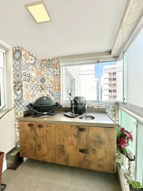 Apartamento com 3 quartos à venda, 118m2 em Icaraí, Niteroi - RJ - imagem 3 Foto 3 de Apartamento com 3 quartos à venda, 118m2 em Icaraí, Niteroi - RJ