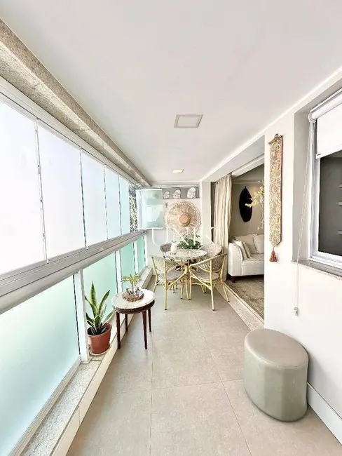 Apartamento com 3 quartos à venda, 118m2 em Icaraí, Niteroi - RJ - imagem 6 Foto 6 de Apartamento com 3 quartos à venda, 118m2 em Icaraí, Niteroi - RJ