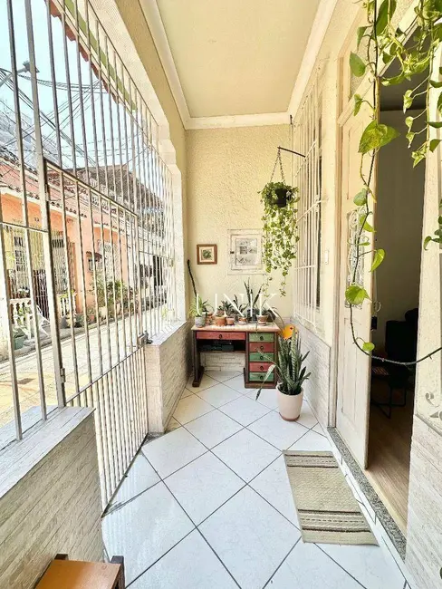 Casa com 2 quartos à venda, 150m2 em Icaraí, Niteroi - RJ - imagem 3 Foto 3 de Casa com 2 quartos à venda, 150m2 em Icaraí, Niteroi - RJ
