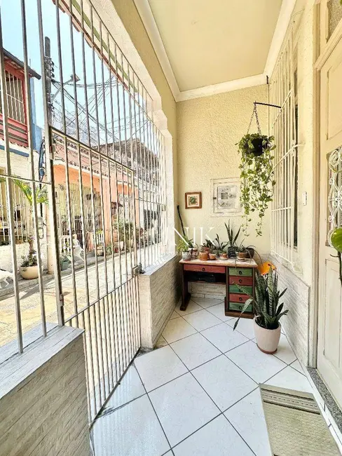 Casa com 2 quartos à venda, 150m2 em Icaraí, Niteroi - RJ - imagem 4 Foto 4 de Casa com 2 quartos à venda, 150m2 em Icaraí, Niteroi - RJ