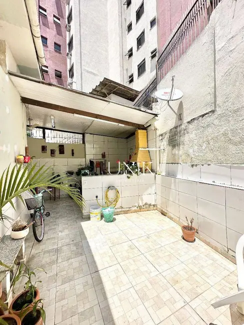 Casa com 2 quartos à venda, 150m2 em Icaraí, Niteroi - RJ - imagem 1 Foto 1 de Casa com 2 quartos à venda, 150m2 em Icaraí, Niteroi - RJ