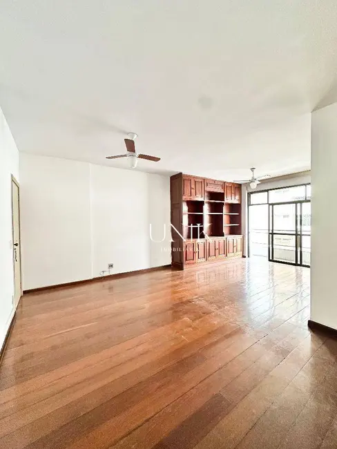Foto 2 de Apartamento com 3 quartos à venda, 150m2 em Icaraí, Niteroi - RJ