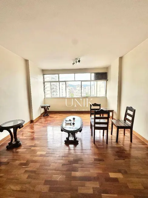 Foto 2 de Apartamento com 3 quartos à venda, 110m2 em Icaraí, Niteroi - RJ