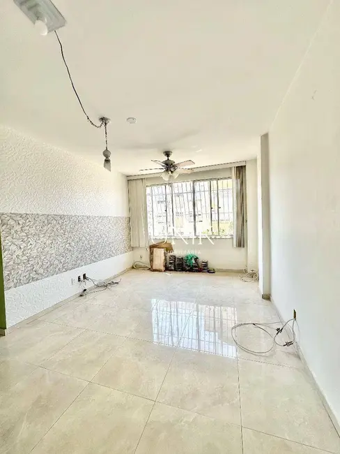 Foto 3 de Apartamento com 2 quartos à venda, 72m2 em Santa Rosa, Niteroi - RJ