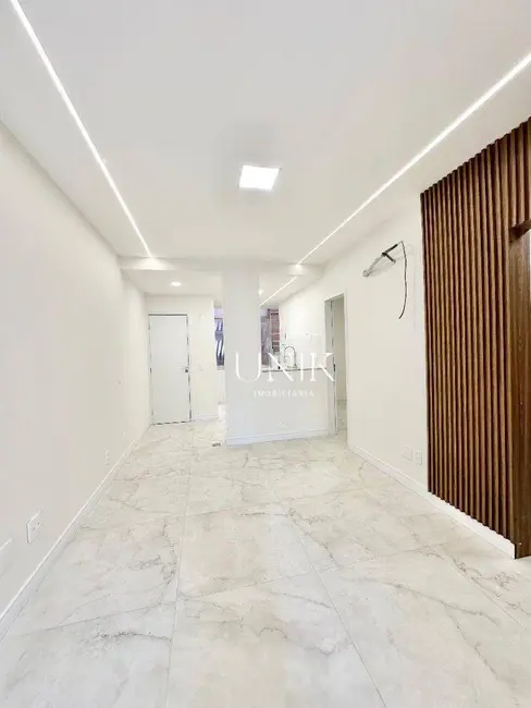 Apartamento com 2 quartos à venda, 60m2 em Icaraí, Niteroi - RJ - imagem 7 Foto 7 de Apartamento com 2 quartos à venda, 60m2 em Icaraí, Niteroi - RJ