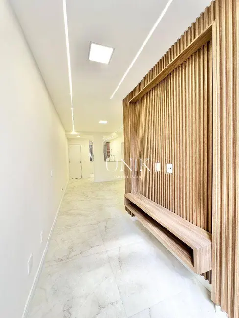 Apartamento com 2 quartos à venda, 60m2 em Icaraí, Niteroi - RJ - imagem 6 Foto 6 de Apartamento com 2 quartos à venda, 60m2 em Icaraí, Niteroi - RJ