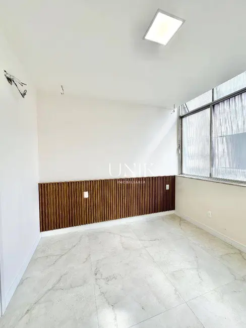 Apartamento com 2 quartos à venda, 60m2 em Icaraí, Niteroi - RJ - imagem 9 Foto 9 de Apartamento com 2 quartos à venda, 60m2 em Icaraí, Niteroi - RJ