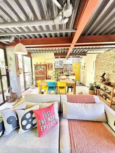 Foto 4 de Casa de Condomínio com 2 quartos à venda, 2880m2 em São Francisco, Niteroi - RJ