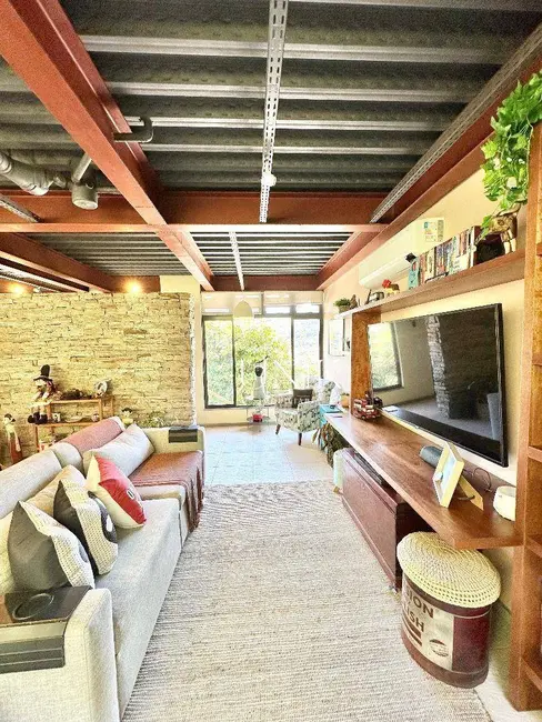 Foto 3 de Casa de Condomínio com 2 quartos à venda, 2880m2 em São Francisco, Niteroi - RJ