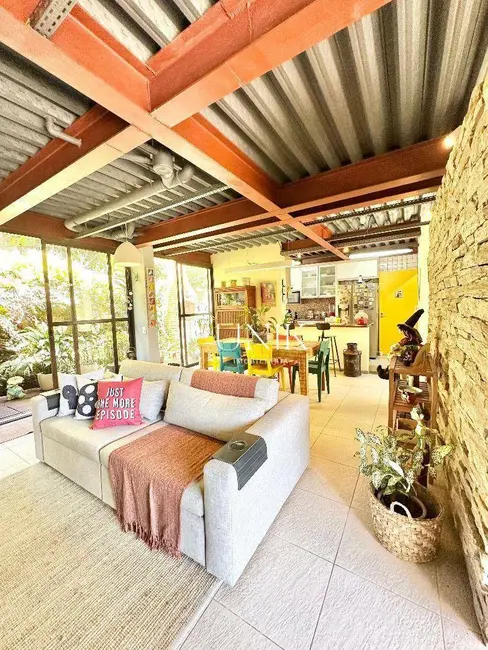 Foto 1 de Casa de Condomínio com 2 quartos à venda, 2880m2 em São Francisco, Niteroi - RJ