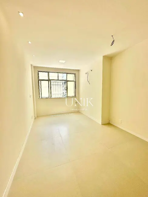 Foto 2 de Apartamento com 2 quartos à venda, 65m2 em Icaraí, Niteroi - RJ
