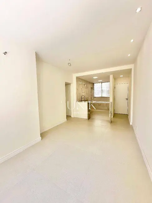 Foto 4 de Apartamento com 2 quartos à venda, 65m2 em Icaraí, Niteroi - RJ