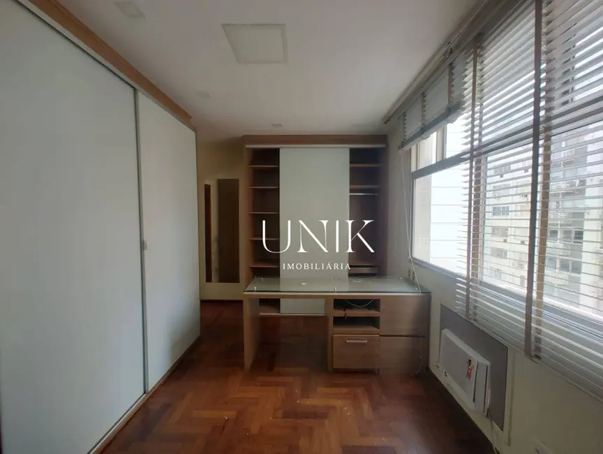 Apartamento com 4 quartos à venda, 240m2 em Icaraí, Niteroi - RJ - imagem 8 Foto 8 de Apartamento com 4 quartos à venda, 240m2 em Icaraí, Niteroi - RJ