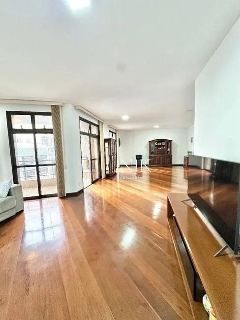 Foto 5 de Apartamento com 4 quartos à venda, 230m2 em Icaraí, Niteroi - RJ