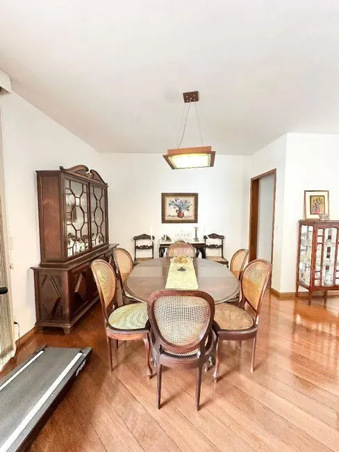 Apartamento com 4 quartos à venda, 192m2 em Icaraí, Niteroi - RJ - imagem 9 Foto 9 de Apartamento com 4 quartos à venda, 192m2 em Icaraí, Niteroi - RJ