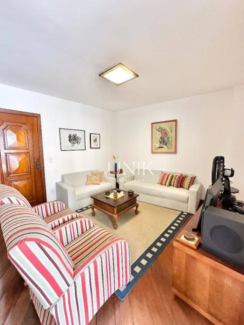 Apartamento com 4 quartos à venda, 192m2 em Icaraí, Niteroi - RJ - imagem 8 Foto 8 de Apartamento com 4 quartos à venda, 192m2 em Icaraí, Niteroi - RJ