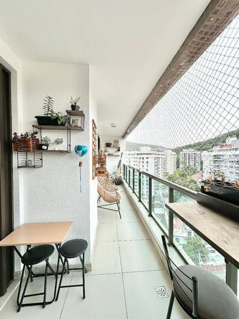 Foto 3 de Apartamento com 2 quartos à venda, 75m2 em Santa Rosa, Niteroi - RJ