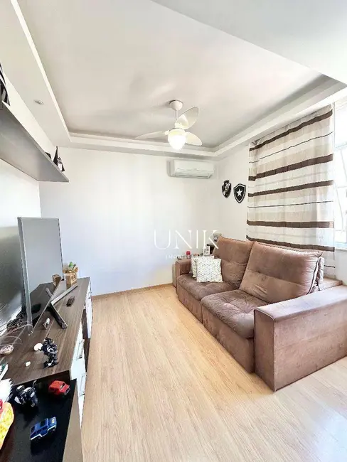 Foto 8 de Apartamento com 2 quartos à venda, 60m2 em Icaraí, Niteroi - RJ