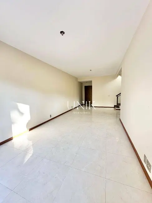 Foto 4 de Casa com 4 quartos à venda, 175m2 em São Francisco, Niteroi - RJ