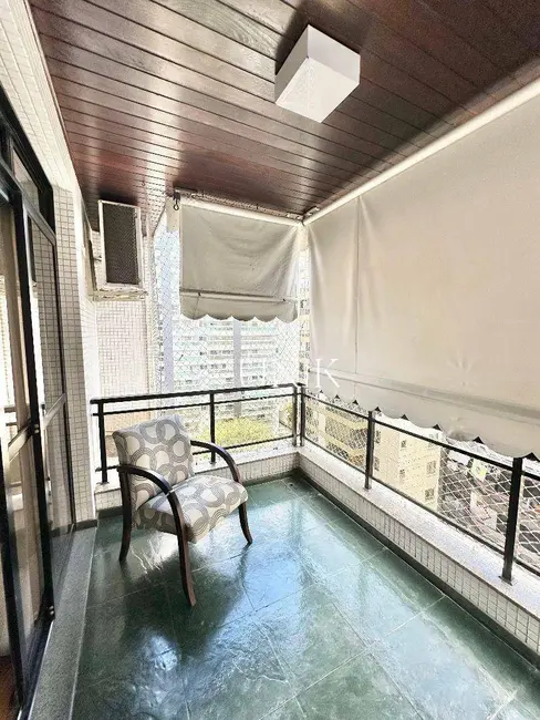 Apartamento com 4 quartos à venda, 237m2 em Icaraí, Niteroi - RJ - imagem 1 Foto 1 de Apartamento com 4 quartos à venda, 237m2 em Icaraí, Niteroi - RJ