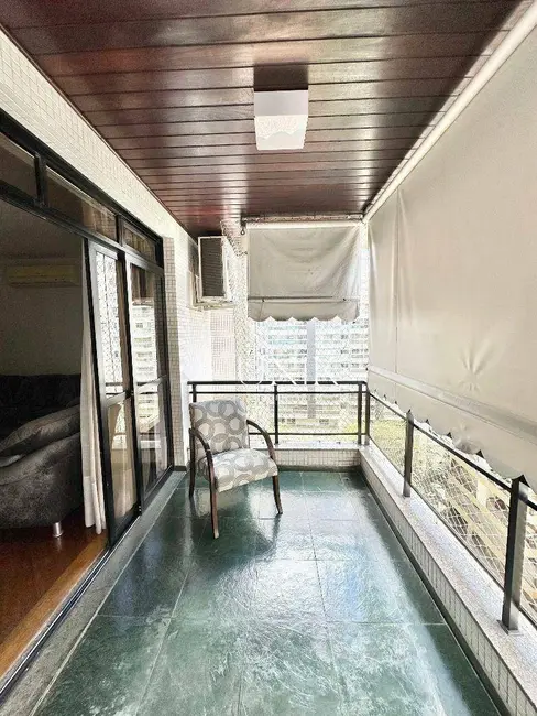 Apartamento com 4 quartos à venda, 237m2 em Icaraí, Niteroi - RJ - imagem 8 Foto 8 de Apartamento com 4 quartos à venda, 237m2 em Icaraí, Niteroi - RJ