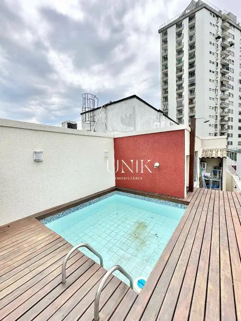 Cobertura com 3 quartos à venda, 200m2 em Ingá, Niteroi - RJ - imagem 2 Foto 2 de Cobertura com 3 quartos à venda, 200m2 em Ingá, Niteroi - RJ