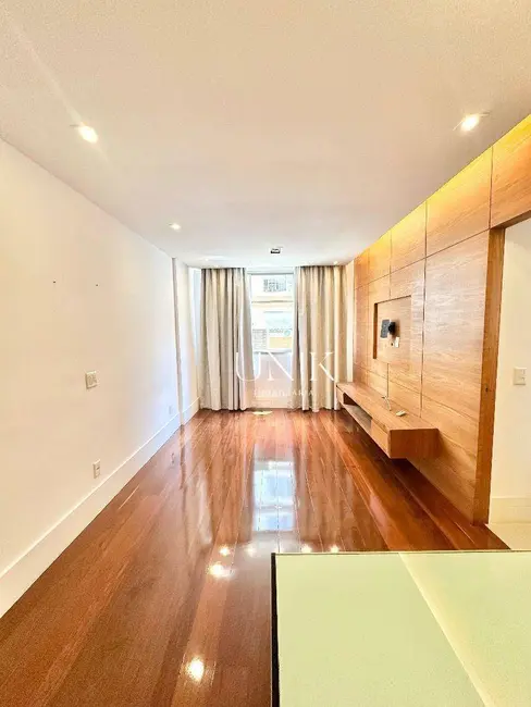 Foto 3 de Apartamento com 2 quartos à venda, 80m2 em Icaraí, Niteroi - RJ