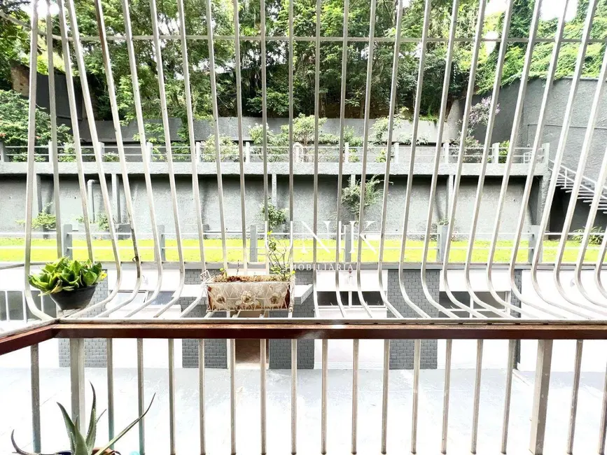 Foto 2 de Apartamento com 2 quartos à venda, 79m2 em Boa Viagem, Niteroi - RJ