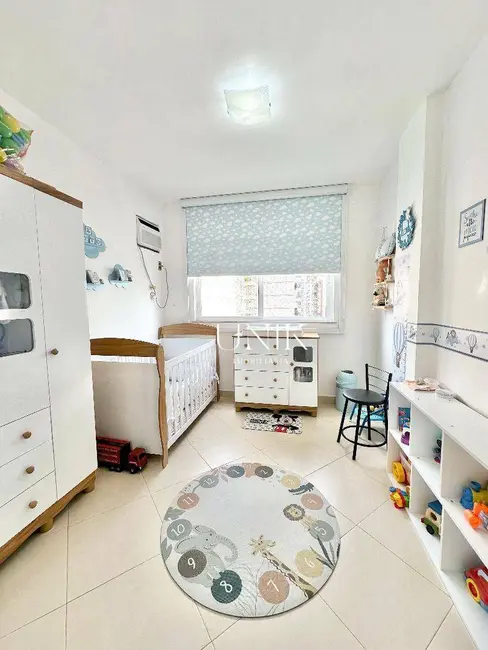 Foto 4 de Apartamento com 2 quartos à venda, 85m2 em Icaraí, Niteroi - RJ