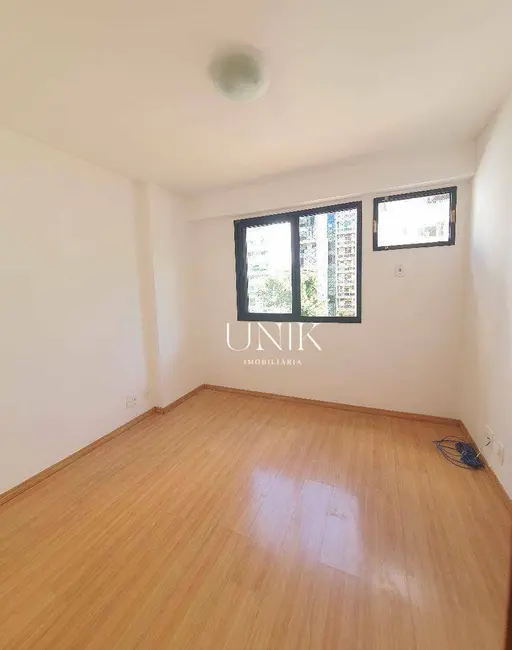 Apartamento com 3 quartos à venda, 100m2 em Icaraí, Niteroi - RJ - imagem 8 Foto 8 de Apartamento com 3 quartos à venda, 100m2 em Icaraí, Niteroi - RJ