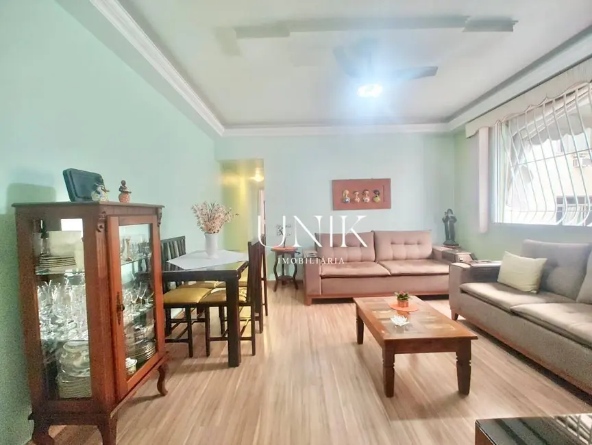 Apartamento com 2 quartos à venda, 70m2 em Icaraí, Niteroi - RJ - imagem 2 Foto 2 de Apartamento com 2 quartos à venda, 70m2 em Icaraí, Niteroi - RJ