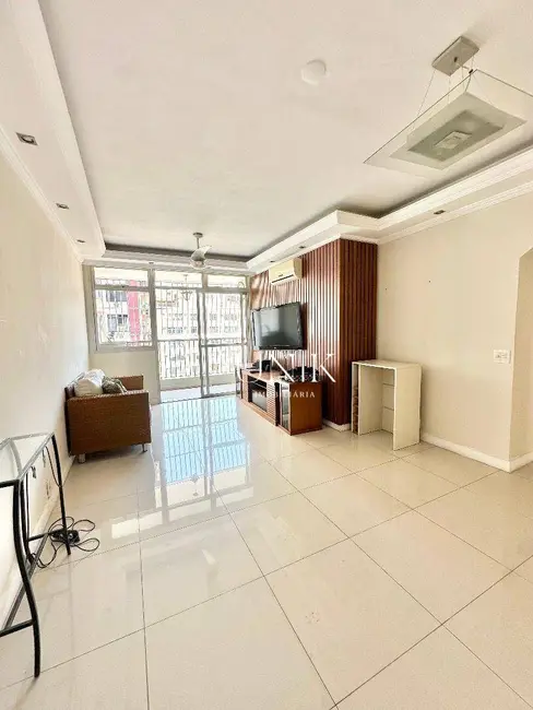 Foto 2 de Apartamento com 2 quartos à venda, 90m2 em Icaraí, Niteroi - RJ