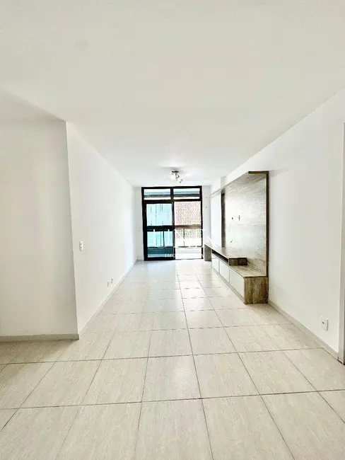 Foto 2 de Apartamento com 2 quartos à venda, 68m2 em Santa Rosa, Niteroi - RJ