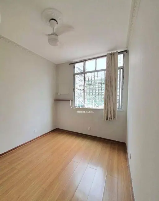 Apartamento com 2 quartos à venda, 80m2 em Icaraí, Niteroi - RJ - imagem 3 Foto 3 de Apartamento com 2 quartos à venda, 80m2 em Icaraí, Niteroi - RJ