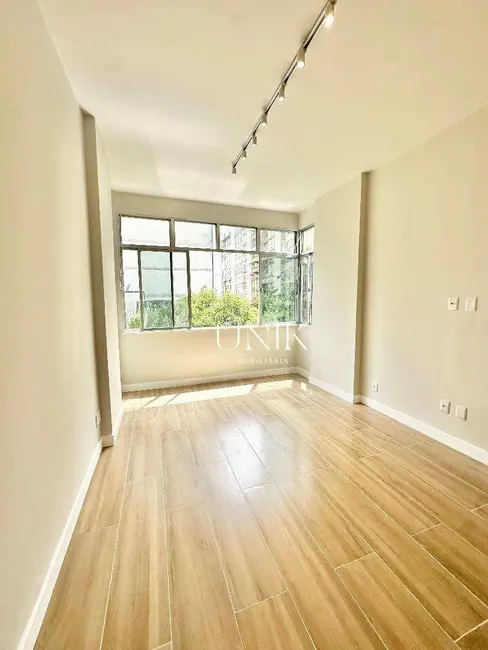 Foto 2 de Apartamento com 2 quartos à venda, 70m2 em Icaraí, Niteroi - RJ