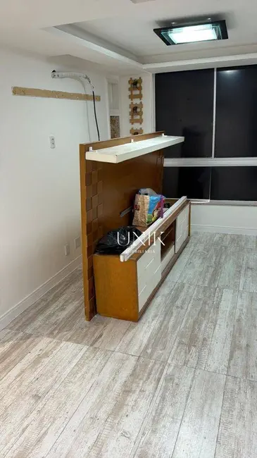 Foto 4 de Apartamento com 2 quartos à venda, 70m2 em Pe Pequeno, Niteroi - RJ