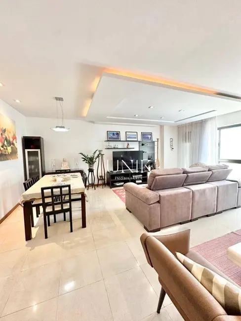 Foto 8 de Apartamento com 4 quartos à venda, 200m2 em Icaraí, Niteroi - RJ