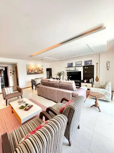 Foto 9 de Apartamento com 4 quartos à venda, 200m2 em Icaraí, Niteroi - RJ