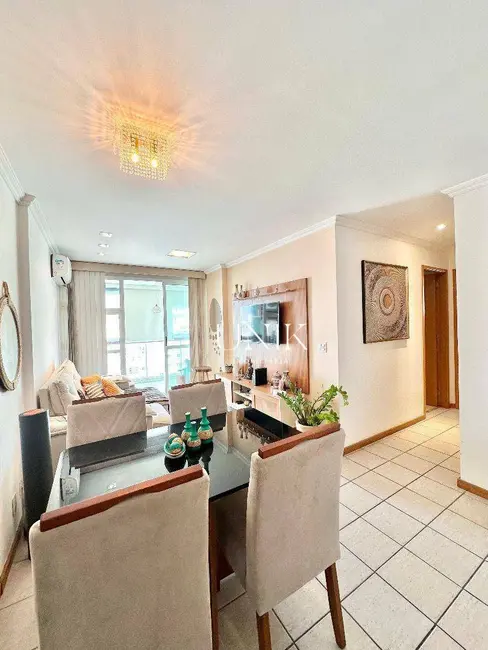 Foto 2 de Apartamento com 2 quartos à venda, 75m2 em Icaraí, Niteroi - RJ