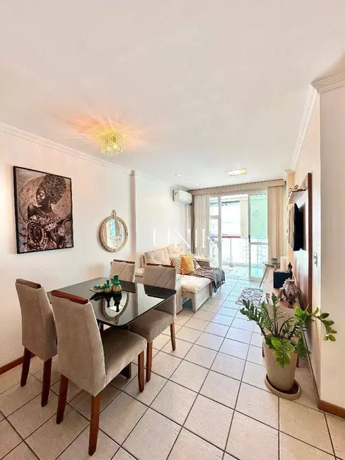 Foto 4 de Apartamento com 2 quartos à venda, 75m2 em Icaraí, Niteroi - RJ