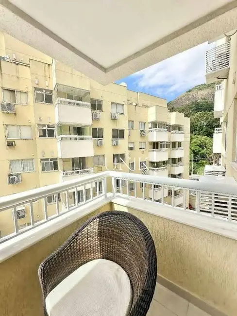 Foto 4 de Apartamento com 2 quartos à venda, 60m2 em Pendotiba, Niteroi - RJ