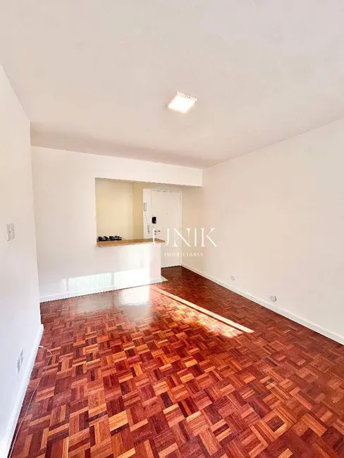 Apartamento com 3 quartos à venda, 70m2 em Icaraí, Niteroi - RJ - imagem 1 Foto 1 de Apartamento com 3 quartos à venda, 70m2 em Icaraí, Niteroi - RJ