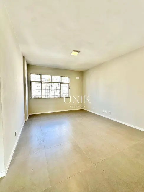 Apartamento com 2 quartos à venda, 80m2 em Icaraí, Niteroi - RJ - imagem 2 Foto 2 de Apartamento com 2 quartos à venda, 80m2 em Icaraí, Niteroi - RJ