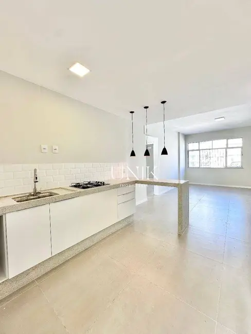 Apartamento com 2 quartos à venda, 80m2 em Icaraí, Niteroi - RJ - imagem 9 Foto 9 de Apartamento com 2 quartos à venda, 80m2 em Icaraí, Niteroi - RJ